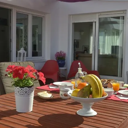 Casa Luz Del Faro Bed & Breakfast
