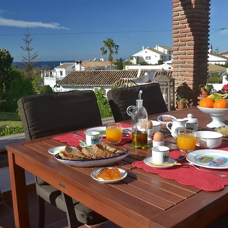 Casa Luz Del Faro Bed & Breakfast